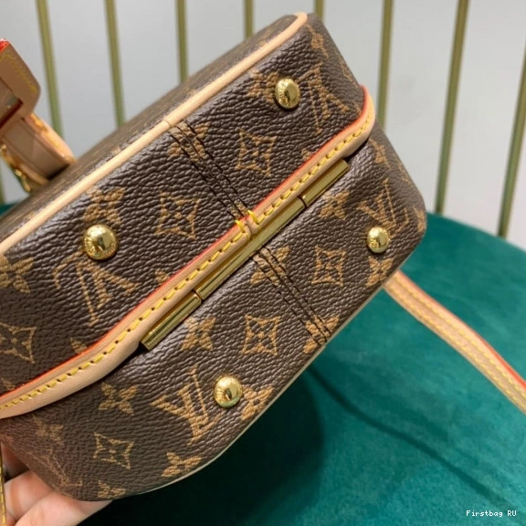 Firstbag PETITE Louis Vuitton BOITE CHAPEAU 0807